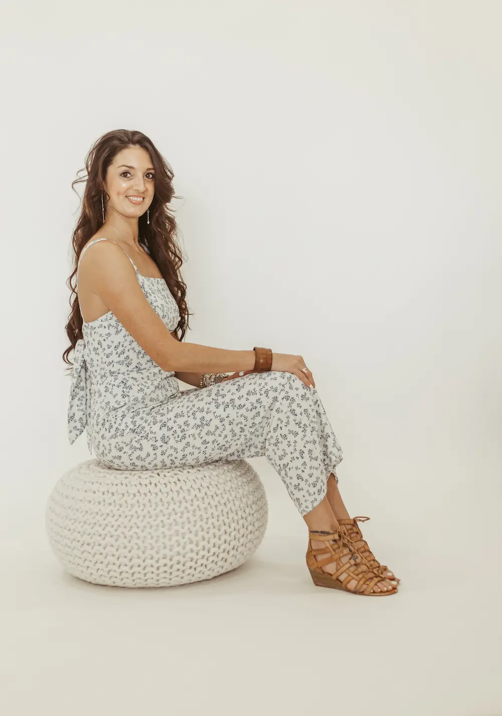 Jess Rebelo guiding clients through emotional regulation and coping strategies in trauma-focused therapy sessions.